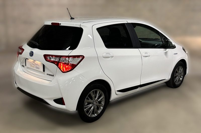 TOYOTA YARIS 100H DYNAMIC