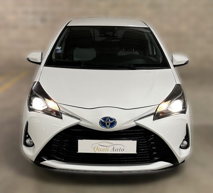 TOYOTA YARIS 100H DYNAMIC