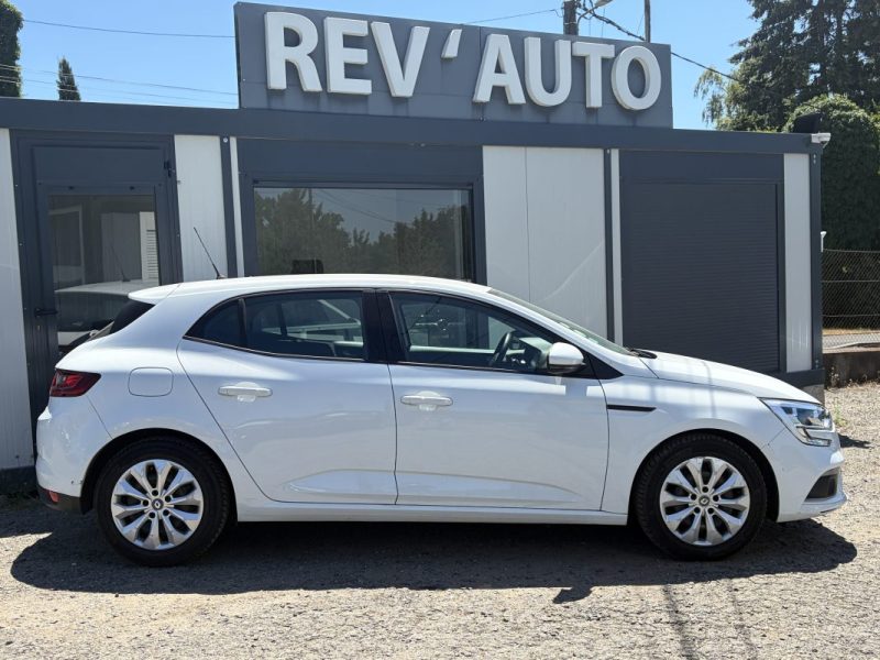 4991 HT / Renault Megane IV Société 2 places dCi 90ch Air Nav / GPS / Ecran tactile / Radars recul 1