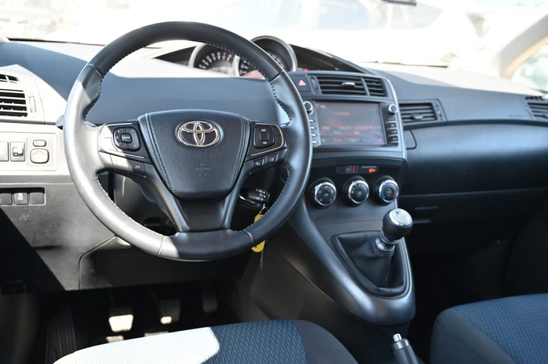 TOYOTA VERSO 132 VVTI TENDANCE 2016