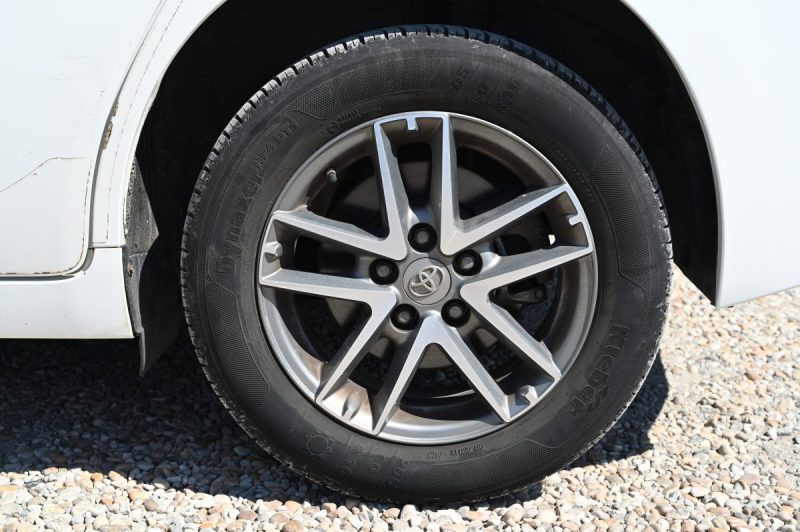 TOYOTA VERSO 132 VVTI TENDANCE 2016
