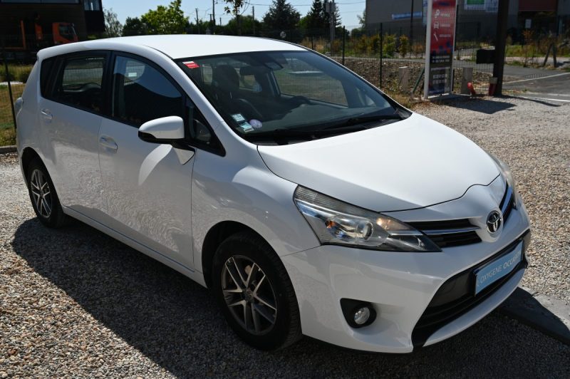 TOYOTA VERSO 132 VVTI TENDANCE 2016