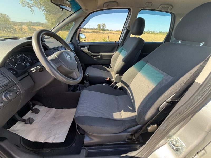 OPEL MERIVA 1.6i 100ch EXPORT, BRICOLEURS, PIECES..