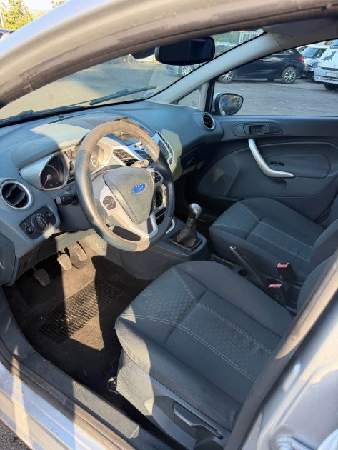 FORD FIESTA 1400 TDCI 70 AMBIENTE 2009