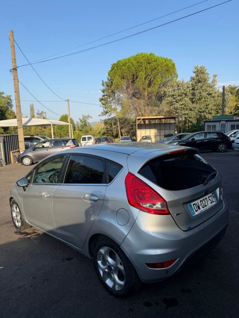 FORD FIESTA 1400 TDCI 70 AMBIENTE 2009