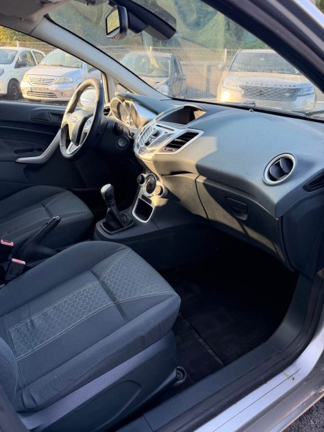 FORD FIESTA 1400 TDCI 70 AMBIENTE 2009