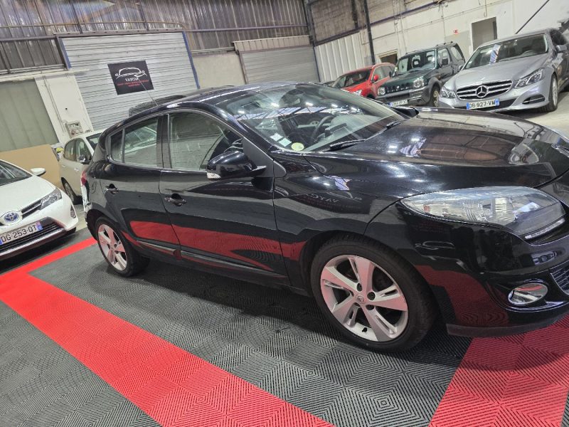 RENAULT MEGANE 3 III 1.6 DCI 130 DYNAMIQUE, 2ème Main, Radar de Recul, Clim, Entretien Renault