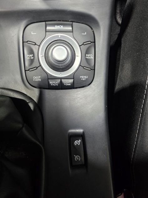 RENAULT MEGANE 3 III 1.6 DCI 130 DYNAMIQUE, 2ème Main, Radar de Recul, Clim, Entretien Renault
