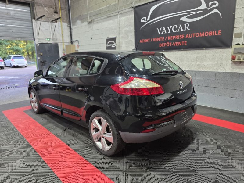RENAULT MEGANE 3 III 1.6 DCI 130 DYNAMIQUE, 2ème Main, Radar de Recul, Clim, Entretien Renault