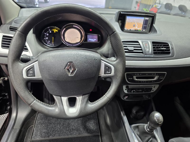 RENAULT MEGANE 3 III 1.6 DCI 130 DYNAMIQUE, 2ème Main, Radar de Recul, Clim, Entretien Renault