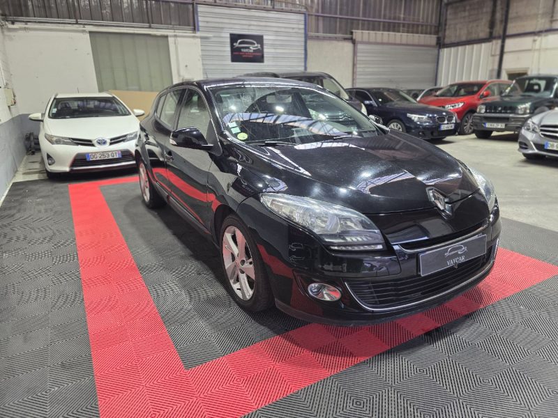 RENAULT MEGANE 3 III 1.6 DCI 130 DYNAMIQUE, 2ème Main, Radar de Recul, Clim, Entretien Renault