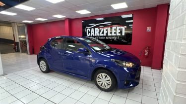 TOYOTA YARIS 4 DYNAMIC BUSINESS 116cv HYBRIDE/1 ERE MAIN/TVA RECUPERABLE