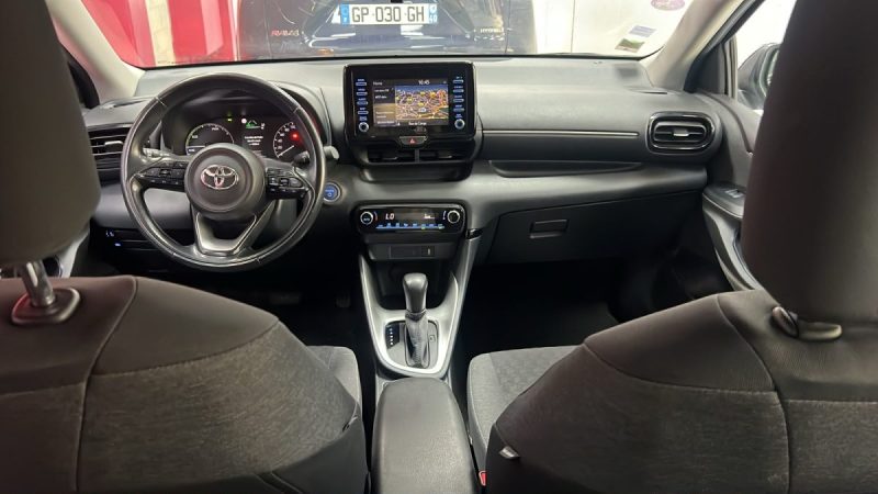 TOYOTA YARIS 4 DYNAMIC BUSINESS 116cv HYBRIDE/1 ERE MAIN/TVA RECUPERABLE