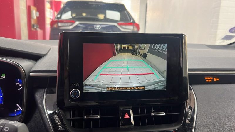 TOYOTA COROLLA TOURING SPORTS HYBRIDE 1.8 DYNAMIC BUSINESS 122cv/1 ERE MAIN/TVA RECUPERABLE