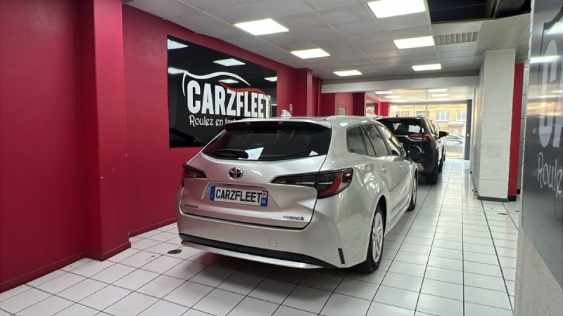 TOYOTA COROLLA TOURING SPORTS HYBRIDE 1.8 DYNAMIC BUSINESS 122cv/1 ERE MAIN/TVA RECUPERABLE