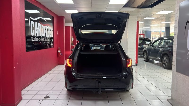 TOYOTA COROLLA TOURING SPORTS HYBRIDE 1.8 DYNAMIC BUSINESS 122cv/1 ERE MAIN/TVA RECUPERABLE