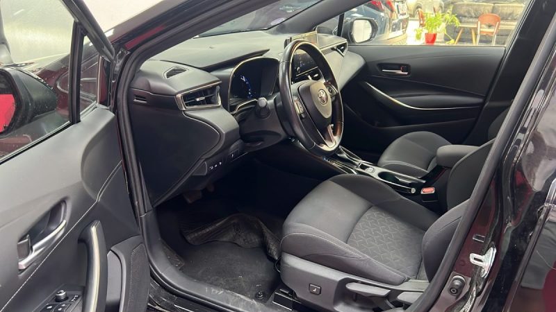 TOYOTA COROLLA TOURING SPORTS HYBRIDE 1.8 DYNAMIC BUSINESS 122cv/1 ERE MAIN/TVA RECUPERABLE