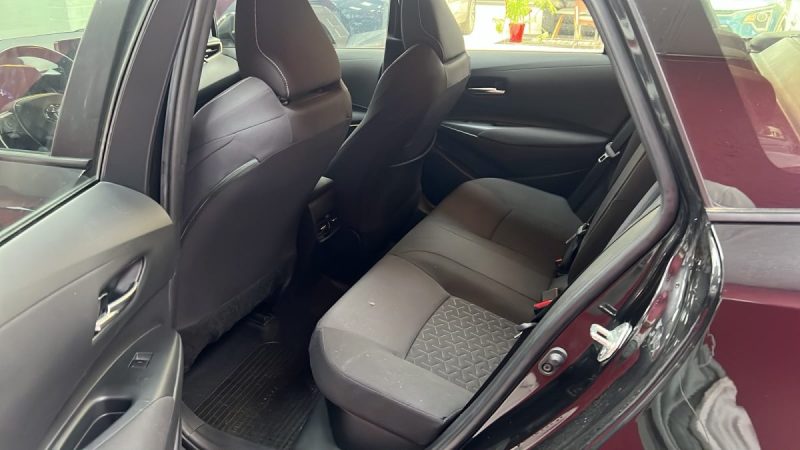 TOYOTA COROLLA TOURING SPORTS HYBRIDE 1.8 DYNAMIC BUSINESS 122cv/1 ERE MAIN/TVA RECUPERABLE