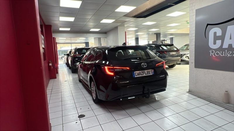 TOYOTA COROLLA TOURING SPORTS HYBRIDE 1.8 DYNAMIC BUSINESS 122cv/1 ERE MAIN/TVA RECUPERABLE