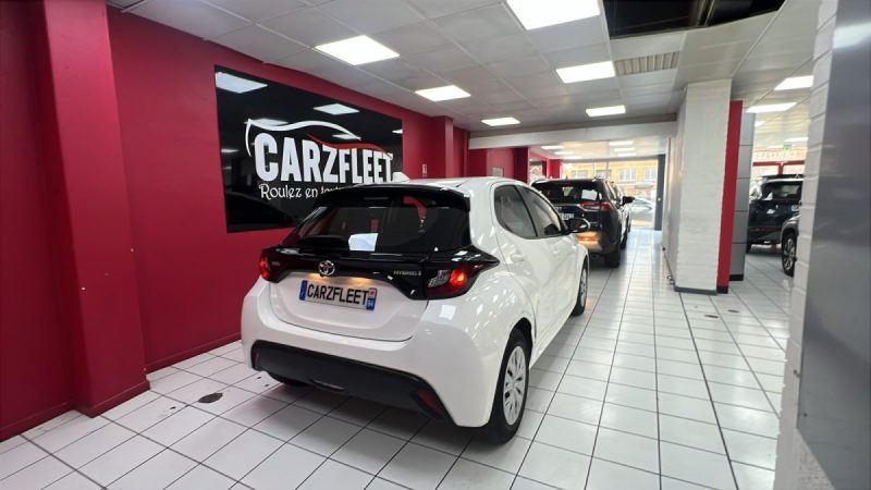 TOYOTA YARIS 4 DYNAMIC BUSINESS 116cv HYBRIDE/1 ERE MAIN/TVA RECUPERABLE