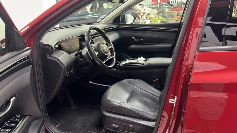 HYUNDAI TUCSON 1.6 HYBRIDE ESSENCE HEV 230cv EXECUTIVE TOIT PANORAMIQUE/1 ERE MAIN/TVA RECUPERABLE