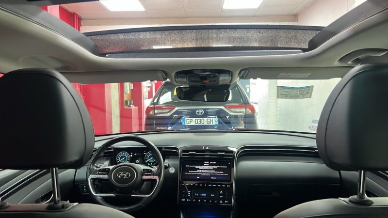 HYUNDAI TUCSON 1.6 HYBRIDE ESSENCE HEV 230cv EXECUTIVE TOIT PANORAMIQUE/1 ERE MAIN/TVA RECUPERABLE