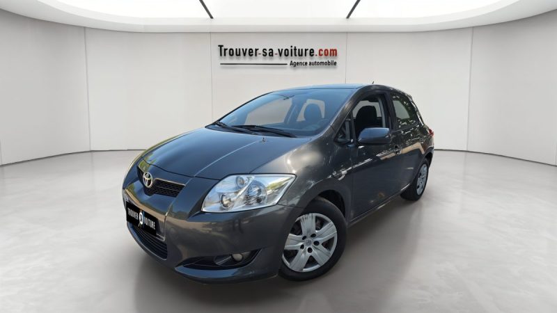 TOYOTA AURIS 90 D4D TERRA 2008 90 ch Climatisation