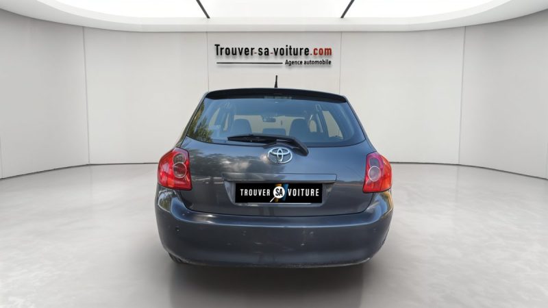 TOYOTA AURIS 90 D4D TERRA 2008 90 ch Climatisation