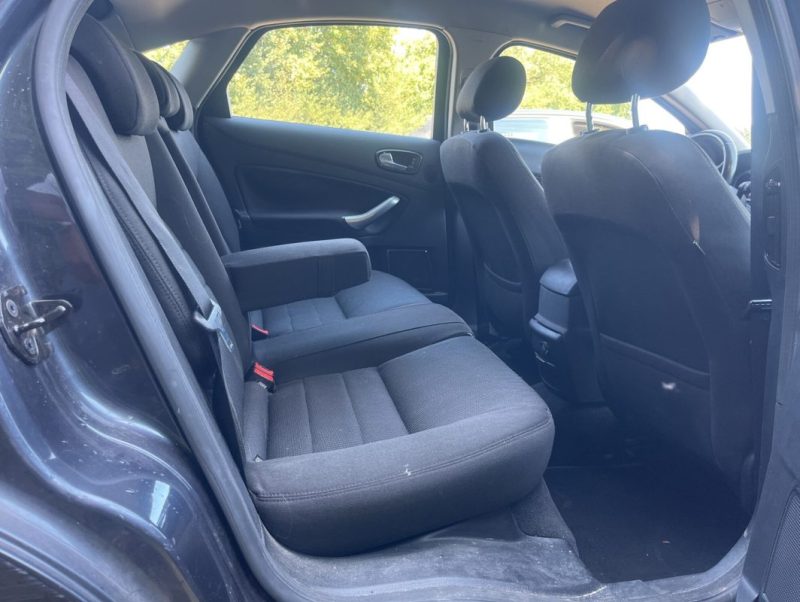 FORD MONDEO 2.3L ESSENCE TITANIUM BOITE AUTOMATIQUE 2007