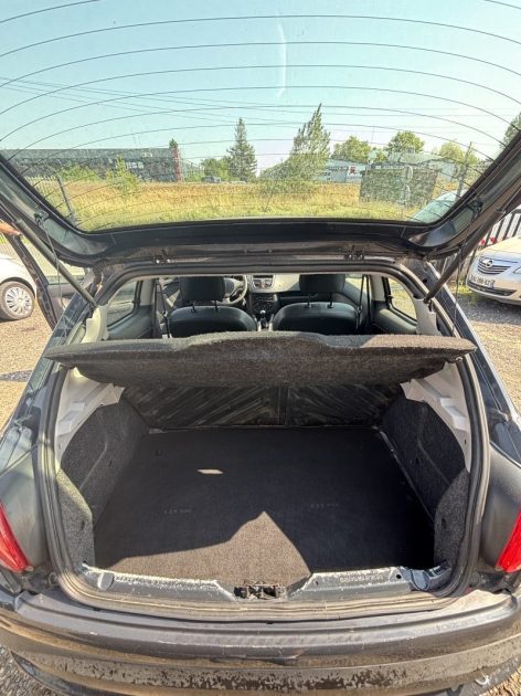 Peugeot 206+ 1.1i EMBRAYAGE ET DISTRIBUTION NEUF REVISION OK