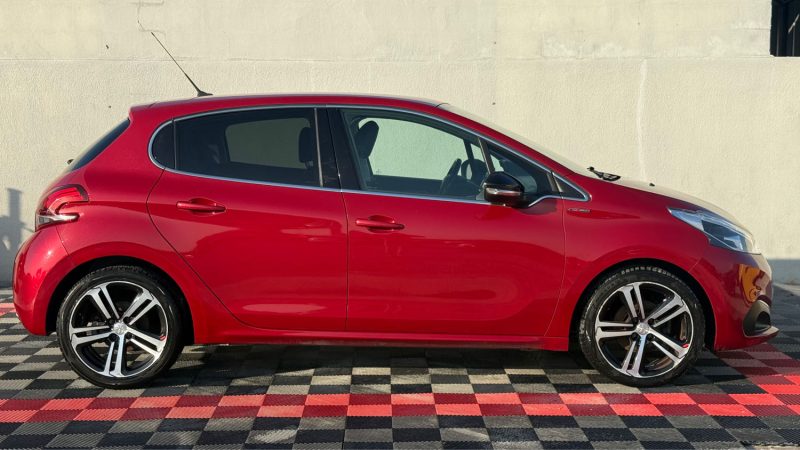 PEUGEOT 208 1.2 PURE TECH 110 ALLURE BUSINESS 2016