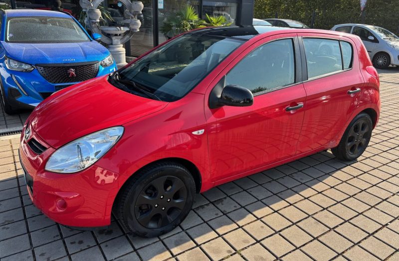 HYUNDAI I20 1.2 PACK 80 CH EVIDENCE 2012
