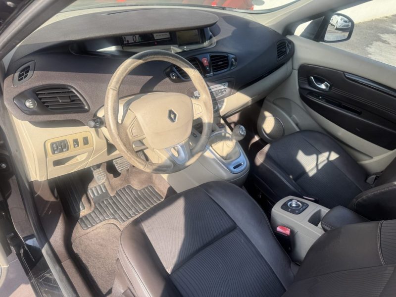 RENAULT SCENICIII 1.9 DCI 130 EXCEPTION 2011