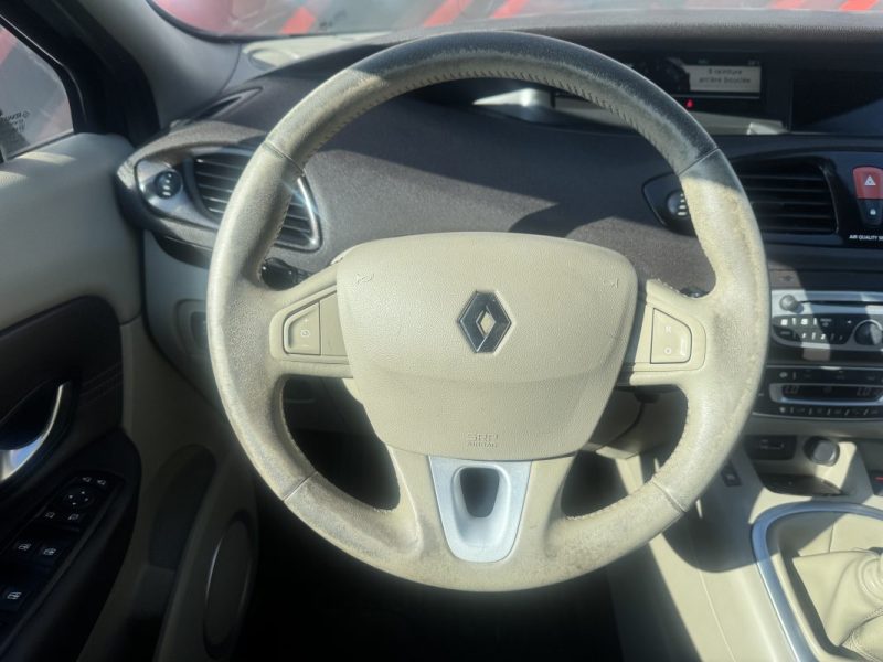 RENAULT SCENICIII 1.9 DCI 130 EXCEPTION 2011