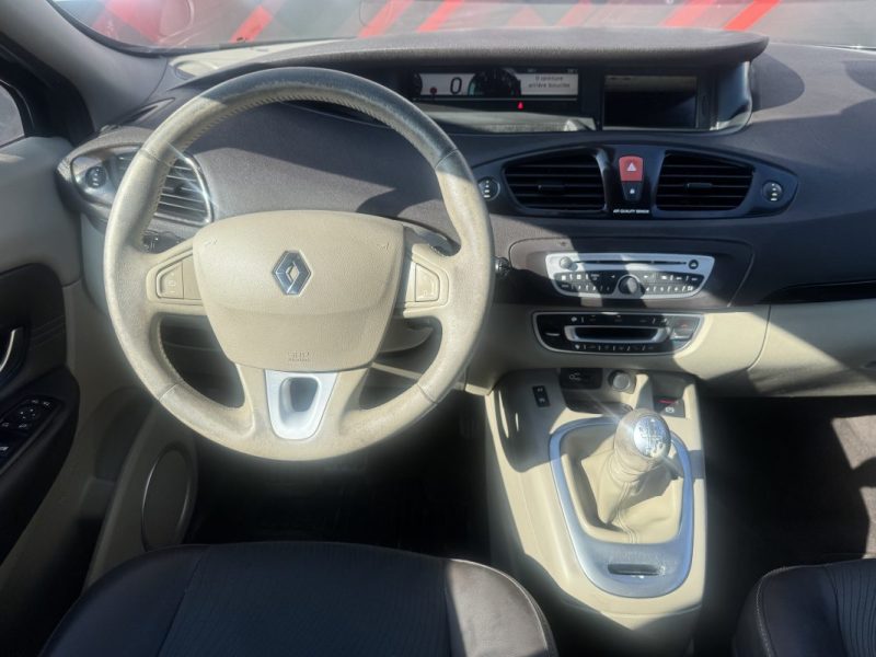 RENAULT SCENICIII 1.9 DCI 130 EXCEPTION 2011