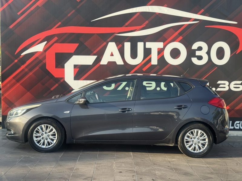 KIA CEE-D 1.4 CRDI 90 MOTION 2012