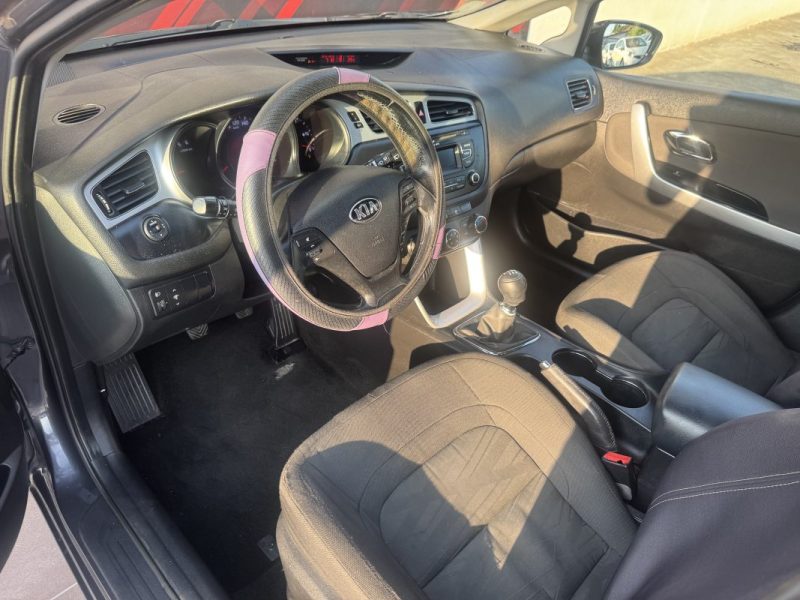 KIA CEE-D 1.4 CRDI 90 MOTION 2012