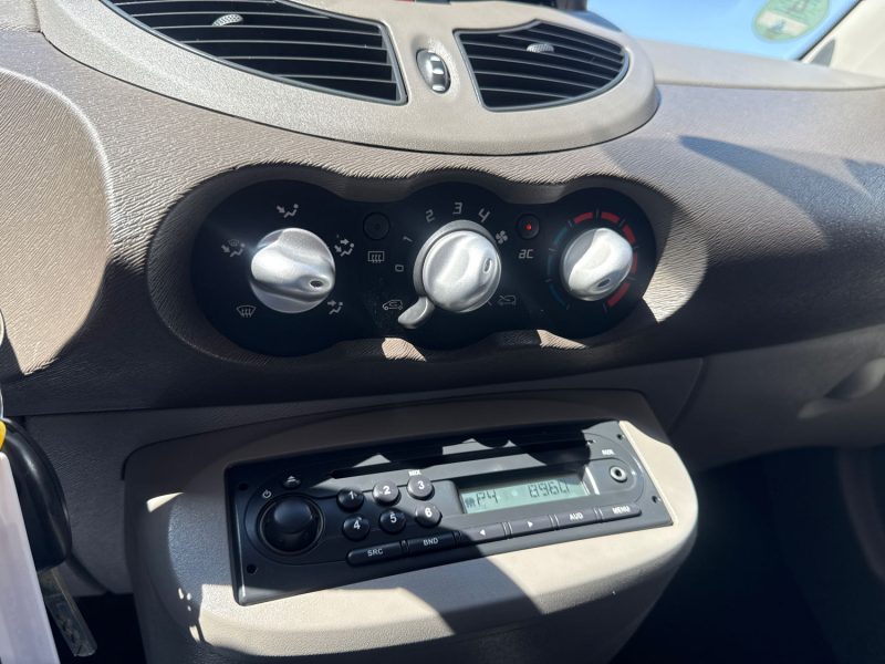 RENAULT TWINGO  1.2 75 ECO2 AUTHENTIQUE