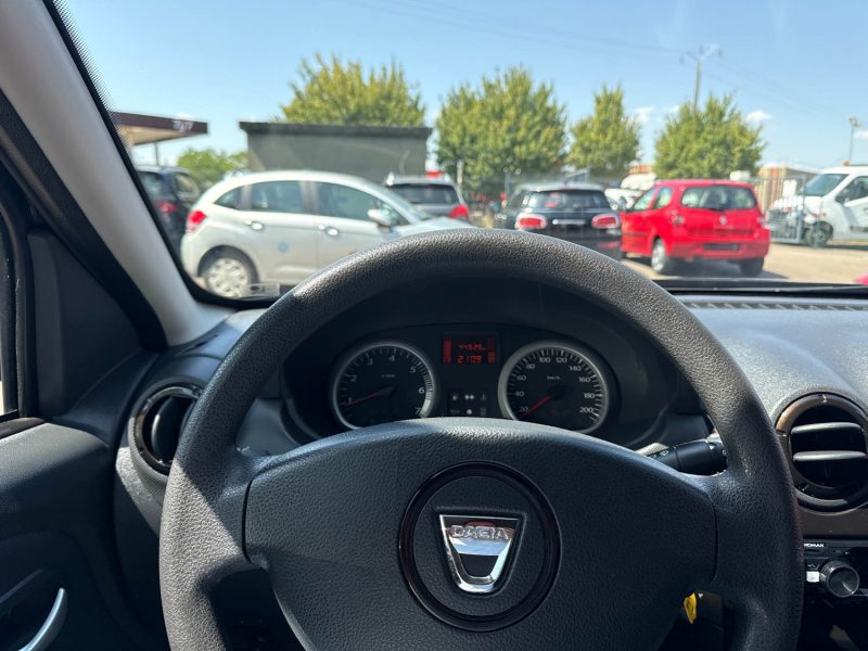 DACIA  DUSTER 1.5 DCI 110 LAUREATE 4X4 