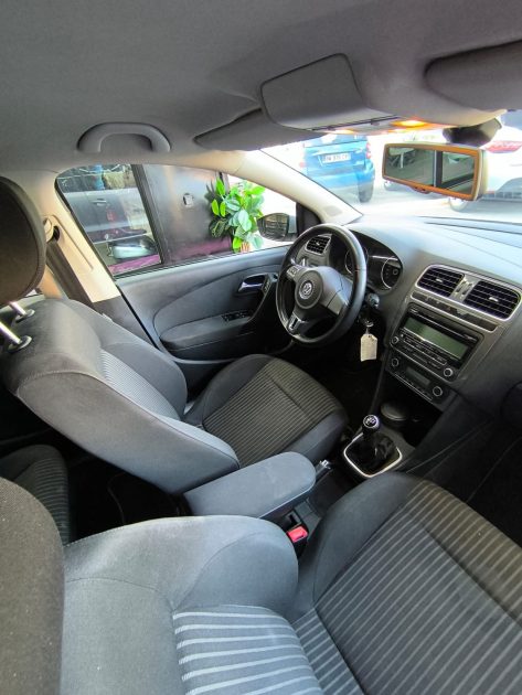 Volkswagen Polo 1.6 TDI 105 Sportline – Garantie 12 mois – Échange reprise possible