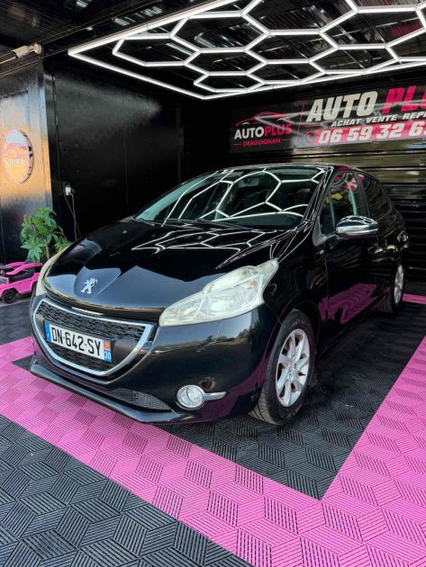 Peugeot 208 1.2 VTi – Garantie 12 mois – Échange reprise possible
