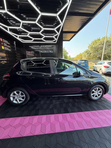 Peugeot 208 1.2 VTi – Garantie 12 mois – Échange reprise possible