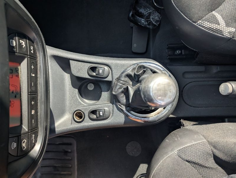 CITROEN C2 1.6 HDI 110CH VTS DREAM FULL OPTIONS KILOMETRAGE GARANTIE 12 MOIS