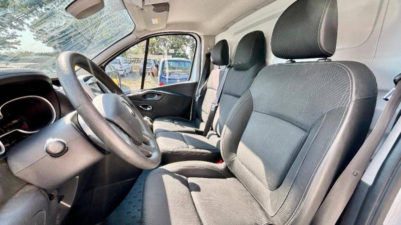 RENAULT TRAFIC TRAFIC FGN L1H1 1200 KG DCI 120 GRAND CONFORT 2019