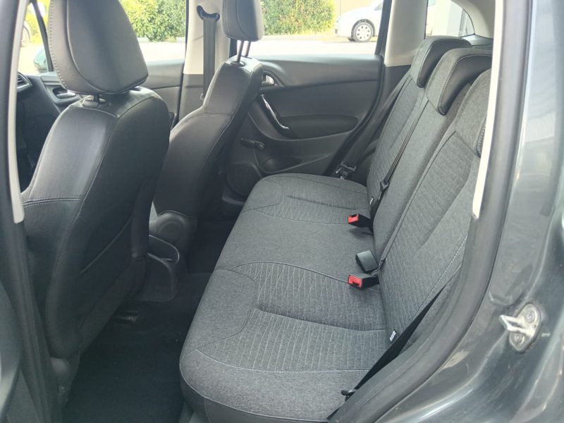 CITROEN C3 1.2 E-VTI 82 CV COLLECTION 1ERE MAIN /  BLUETOOTH / REGULATEUR / SUIVI COMPLET CITROEN