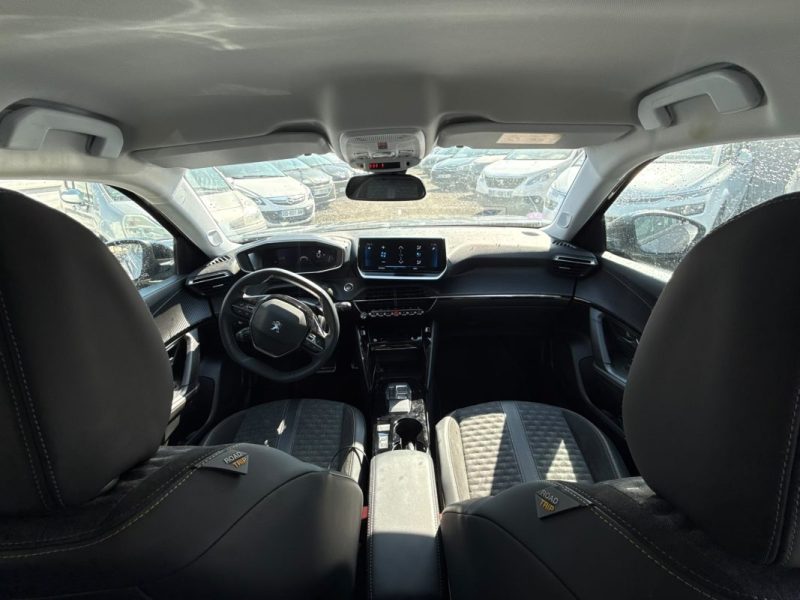 PEUGEOT 2008 II 1.2 PURE TECH 130 ACTIVE EAT 2022 Trés Bon Etat 