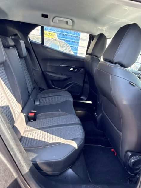 PEUGEOT 2008 II 1.2 PURE TECH 130 ACTIVE EAT 2022 Trés Bon Etat 
