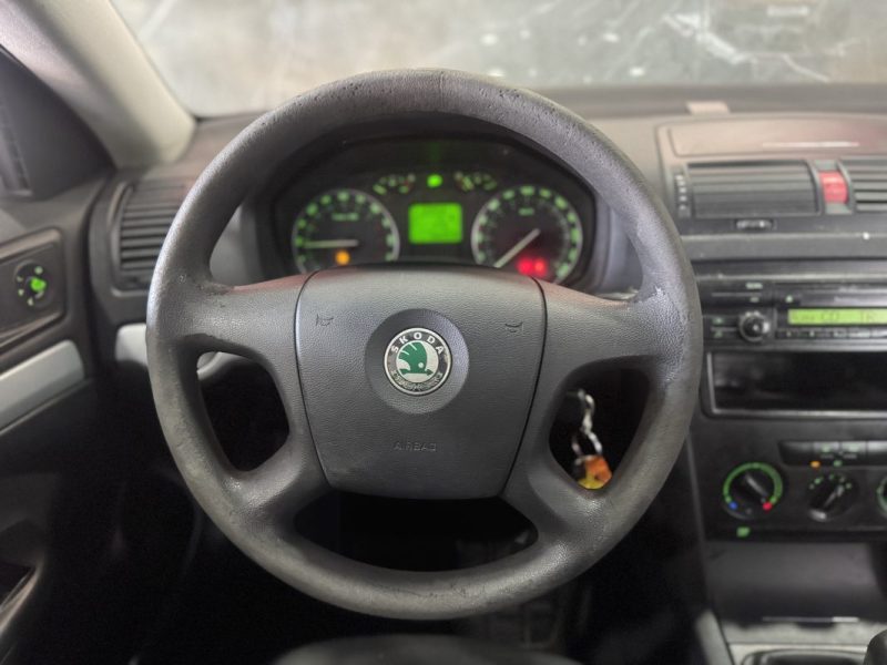 SKODA OCTAVIAII COMBI 1.9 TDI 105 ELEGANCE 2005