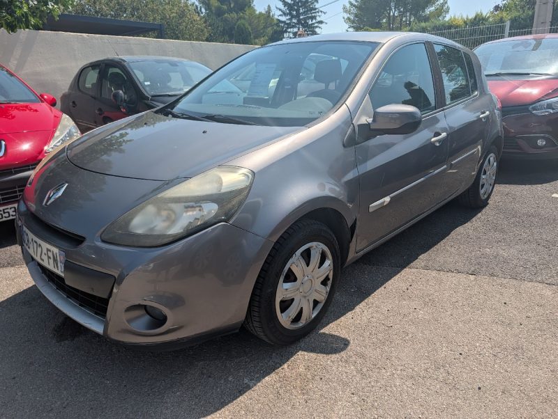 RENAULT CLIO III PHASE 2 AUTHENTIQUE 1.2 16V 75CH TOMTOM  EXCELLENT ETAT GARANTIE 12 MOIS