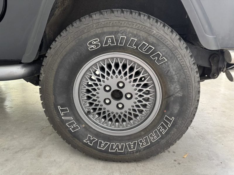 JEEP WRANGLER YN95 - BVM5 - 4.0I 182Ch - VEHICULE DE COLLECTION - GARANTIE 12 MOIS
